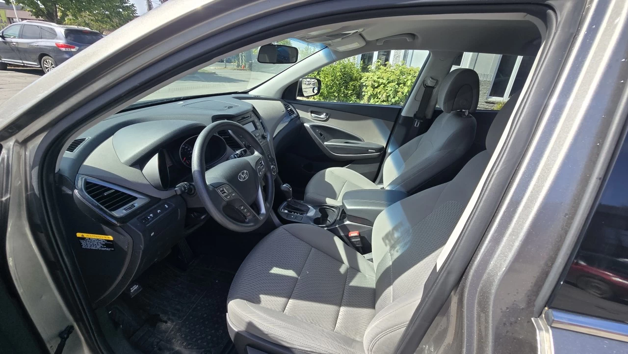 2015 Hyundai Santa Fe Sport FWD 4dr 2.4L Main Image