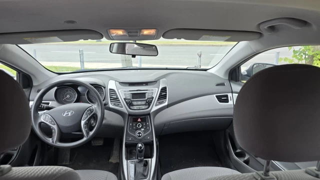 Hyundai Elantra GL 2014