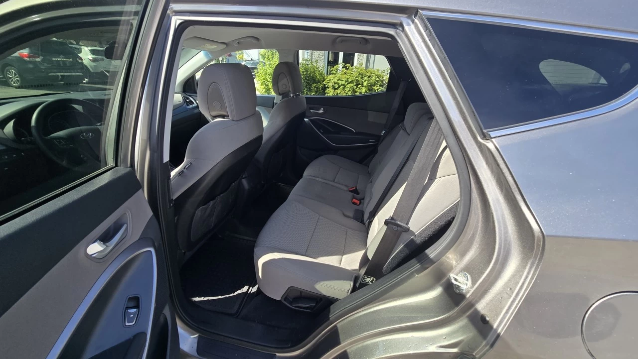 2015 Hyundai Santa Fe Sport FWD 4dr 2.4L Main Image
