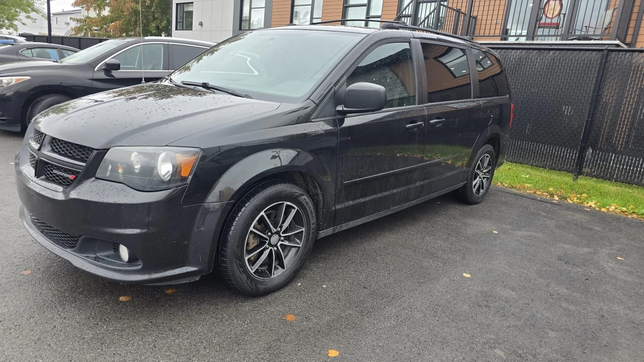 2016 Dodge Grand Caravan SXT Main Image