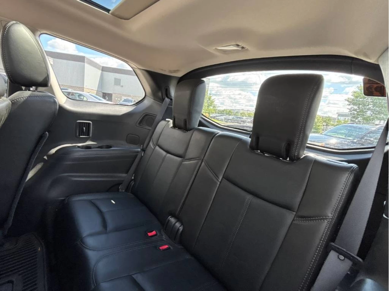 2014 Nissan Pathfinder S/SV/SL/Platinum Image principale