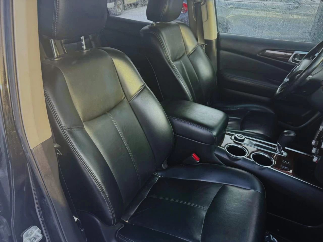 2015 Nissan Pathfinder SL Image principale