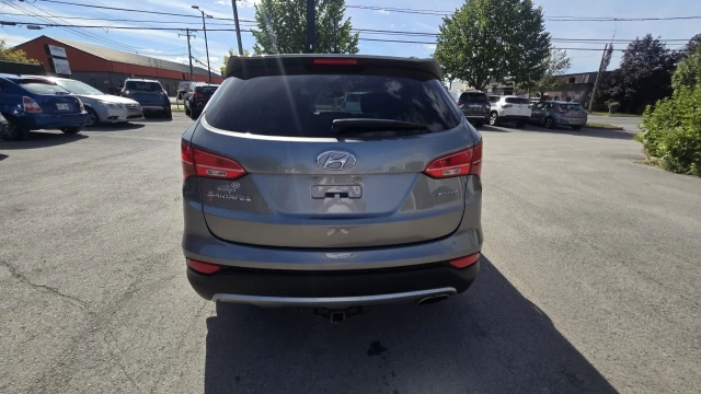 Hyundai Santa Fe Sport FWD 4dr 2.4L 2015