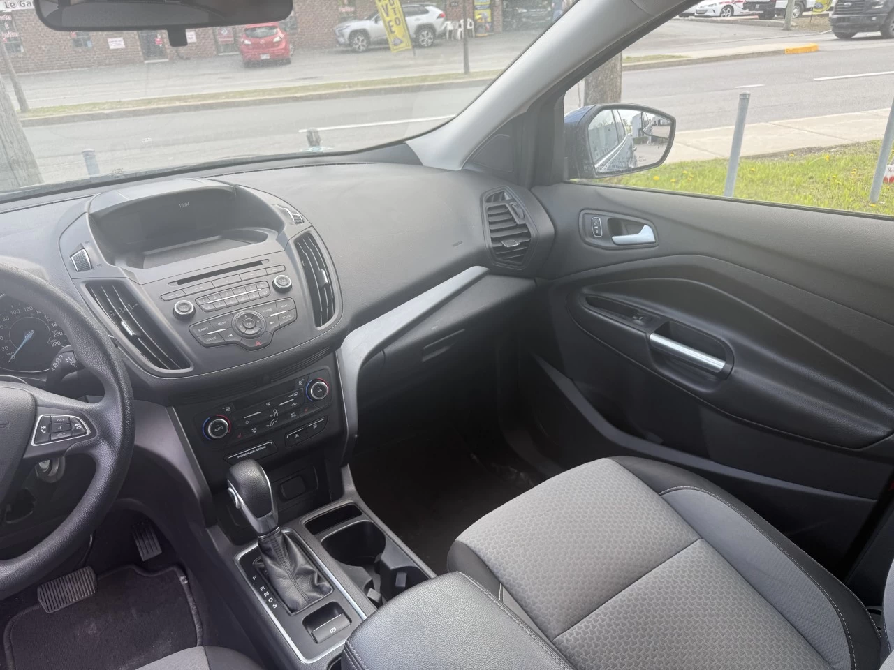 2018 Ford Escape SE AWD Image principale