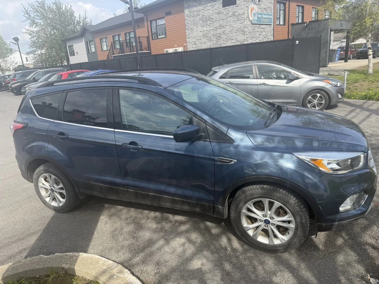 2018 Ford Escape SE AWD Image principale