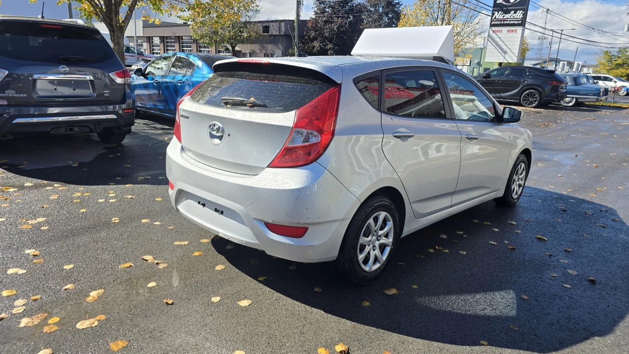 2014 Hyundai Accent GL Main Image
