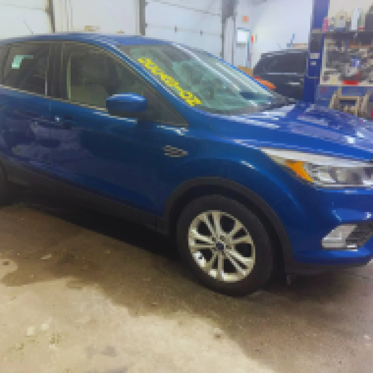 2017 Ford Escape SE Main Image