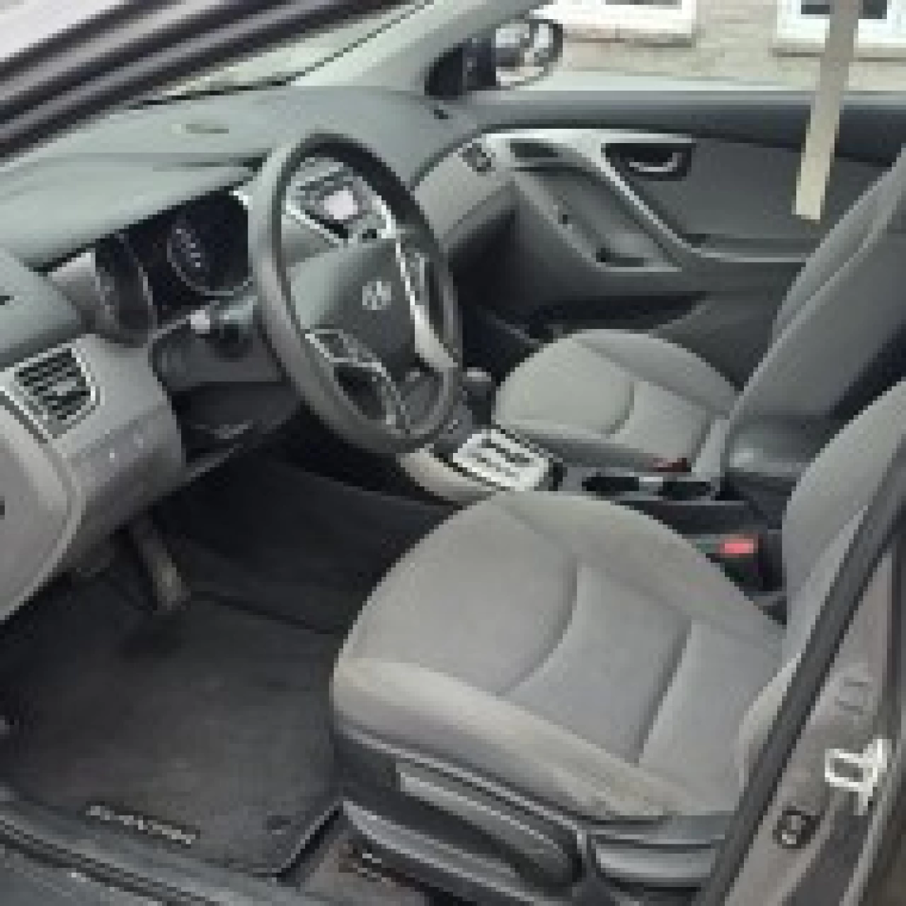 2011 Hyundai Elantra GL Image principale