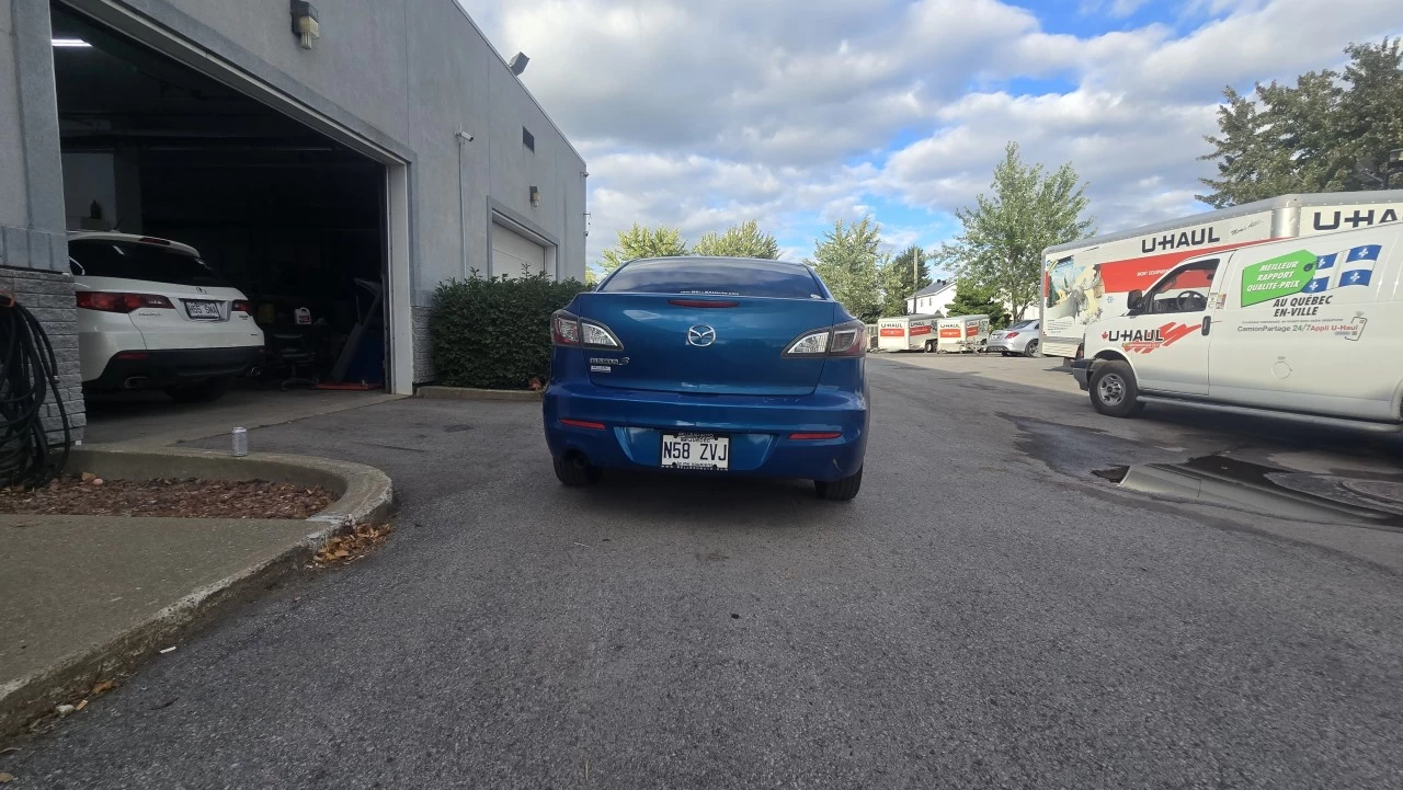 2013 Mazda 3 GX Main Image