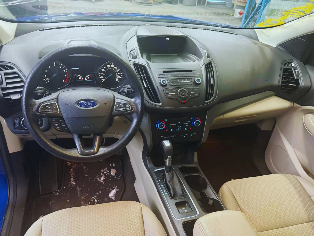 2017 Ford Escape SE Main Image