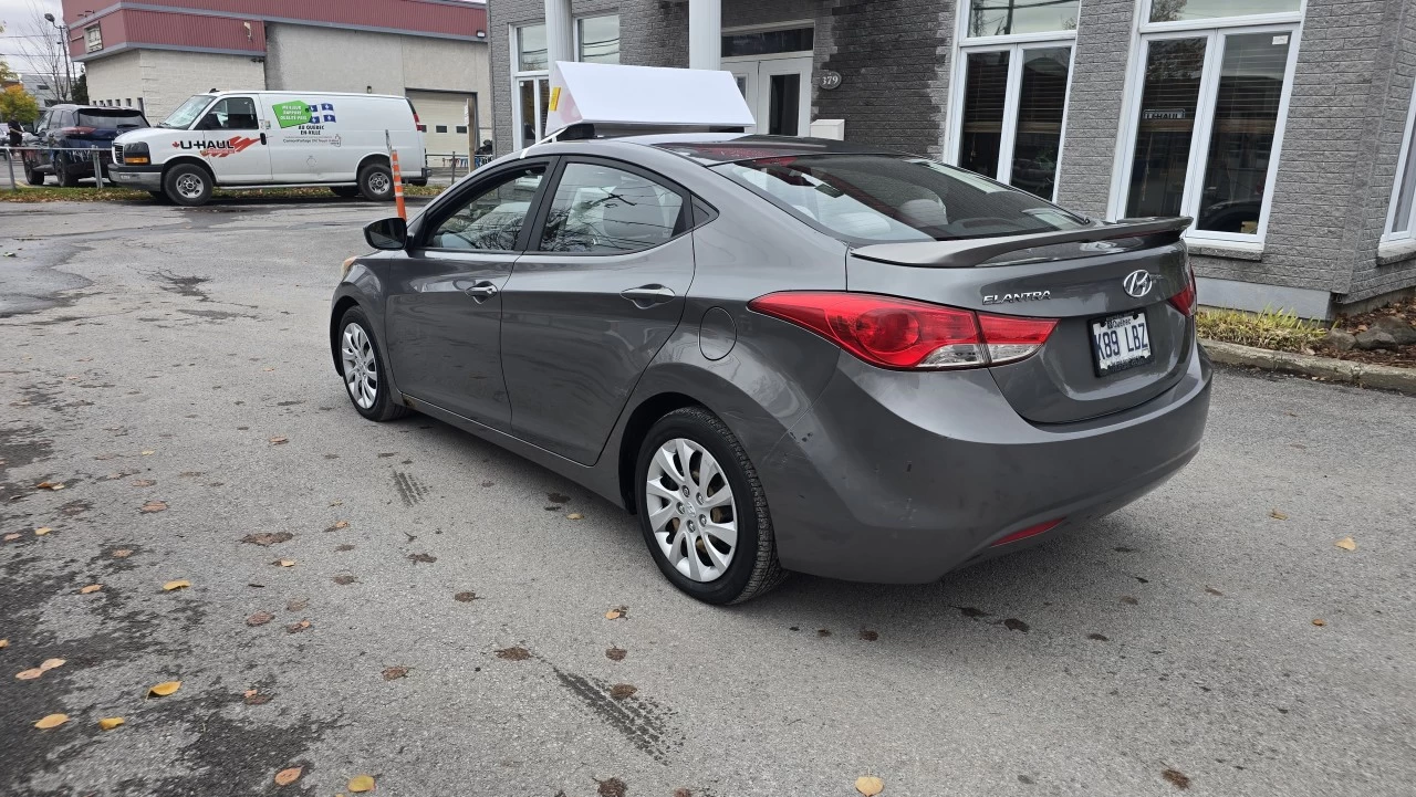 2011 Hyundai Elantra GL Image principale
