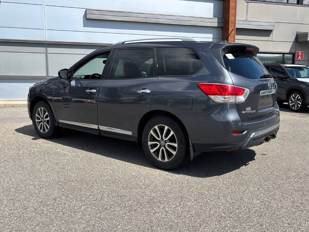 2014 Nissan Pathfinder S/SV/SL/Platinum Main Image