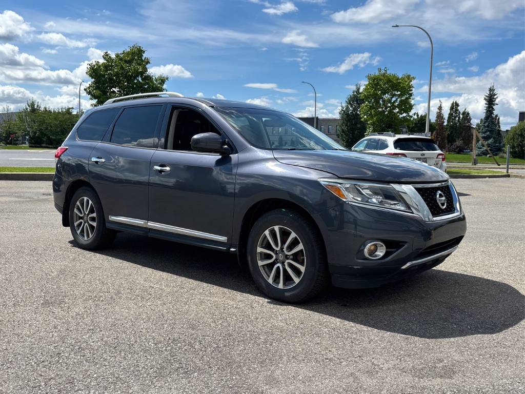2014 Nissan Pathfinder S/SV/SL/Platinum Main Image