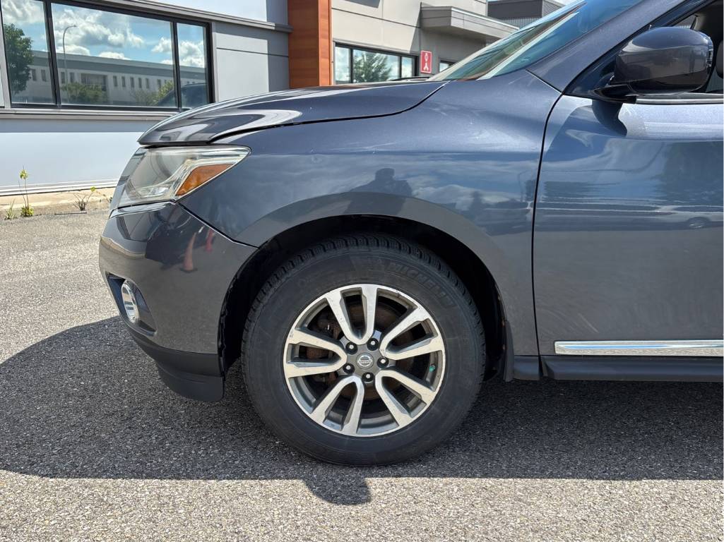 2014 Nissan Pathfinder S/SV/SL/Platinum Main Image