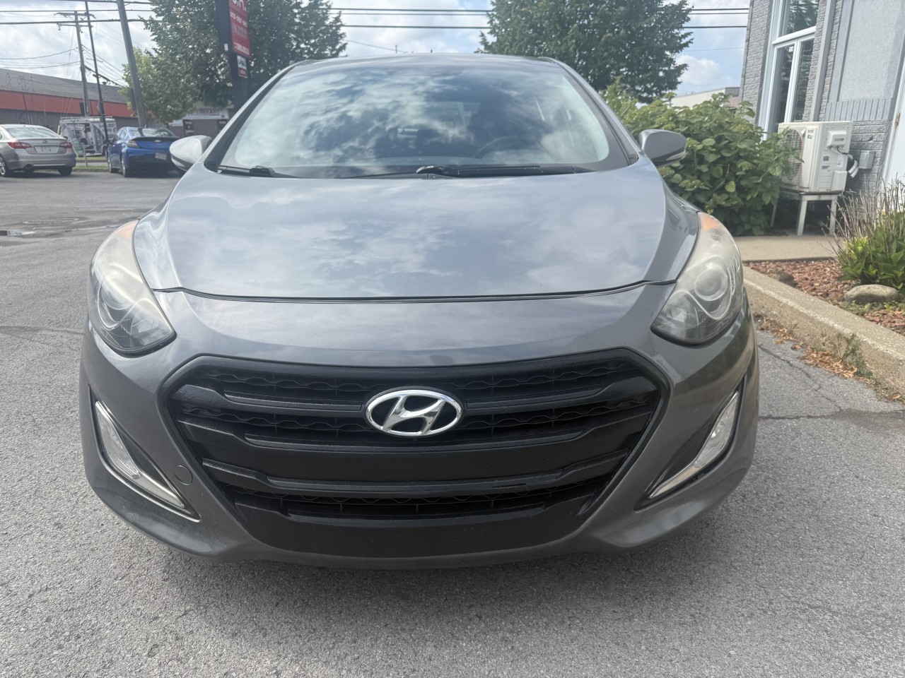 2016 Hyundai Elantra GT GLS w/Tech Pkg Main Image
